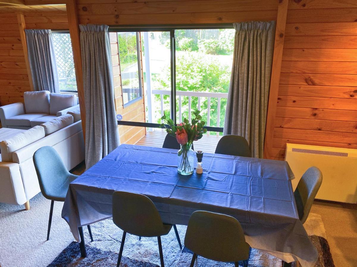 Lake View Family Lodge Up Tp 14 People روتوروا المظهر الخارجي الصورة